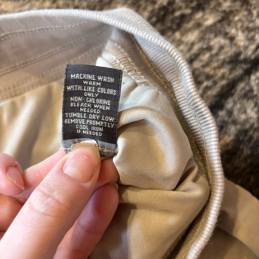 Women’s Kahkis & Company Skort, Size 12 - Picture 5 of 9